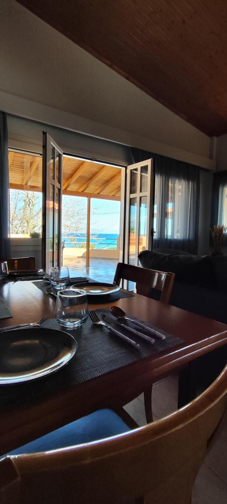 Sea View House * Aigio